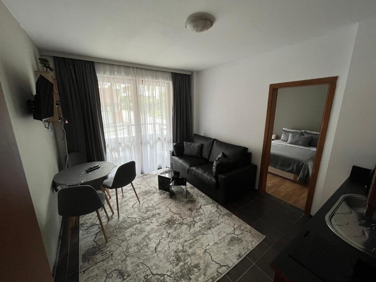 Mh Apartments Bansko Bagian luar foto